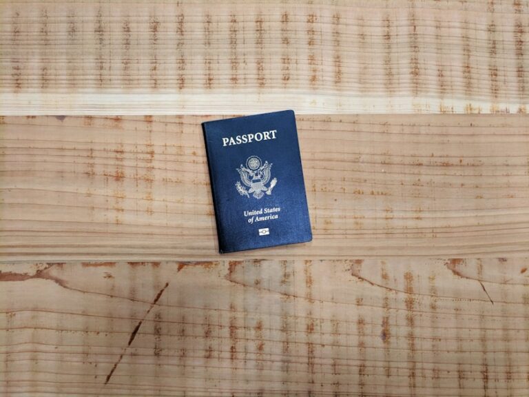 Choosing the Right Apostille Courier